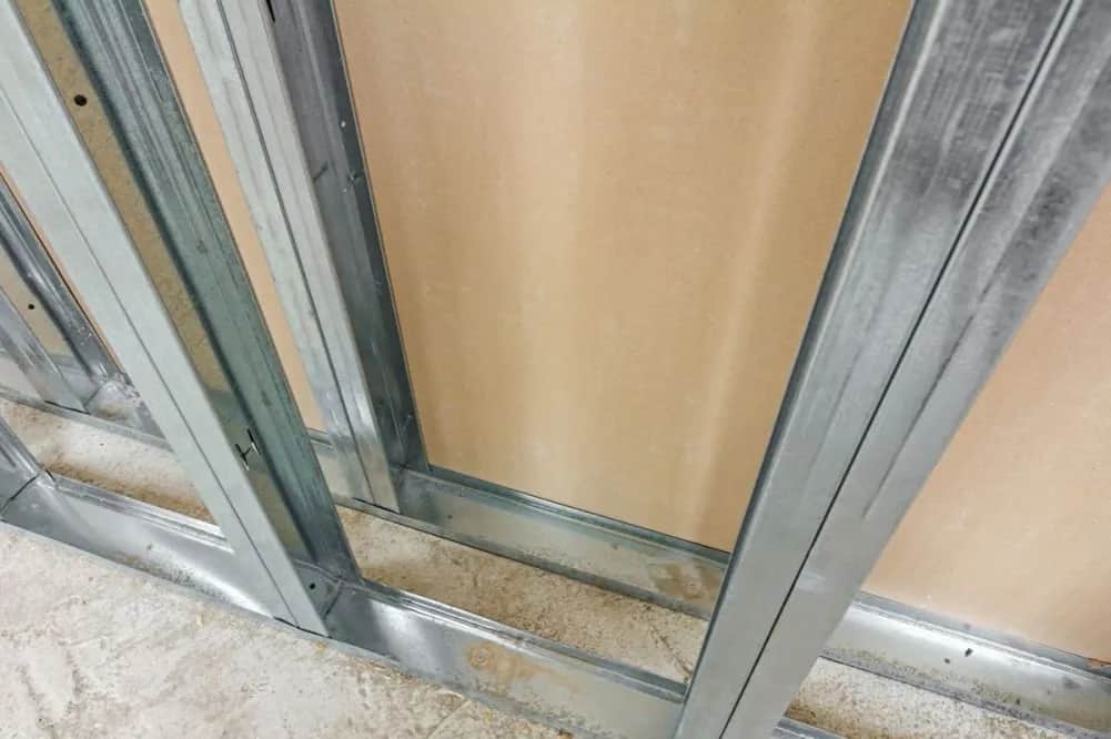 Ile profili na m2 poddasza? Kluczowe wskazówki dla stabilności konstrukcji