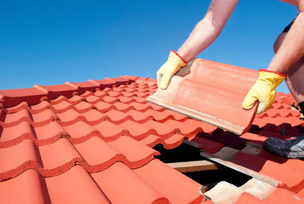 Ile dachówek na m2? Oblicz dokładną ilość i uniknij strat materiału