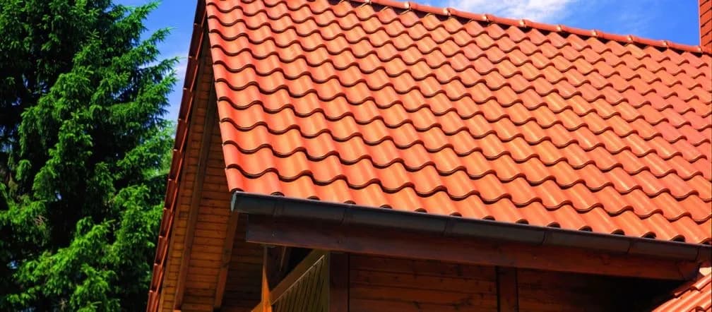 Jak kłaść dachówkę: uniknij najczęstszych błędów przy instalacji